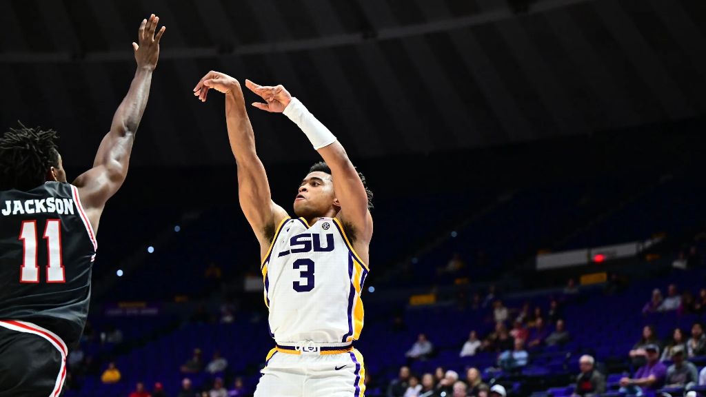 LSU rolls to convincing win over visiting Lamar