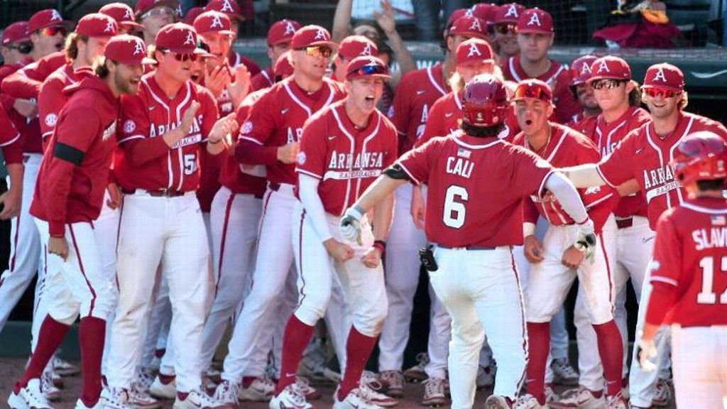 No. 6 Razorbacks outlast Crimson Tide in SEC slugfest