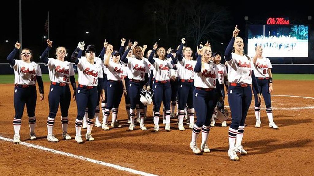 Ole Miss baseball rallies in ninth, beats Texas A&M 1-0 in SEC Tournament