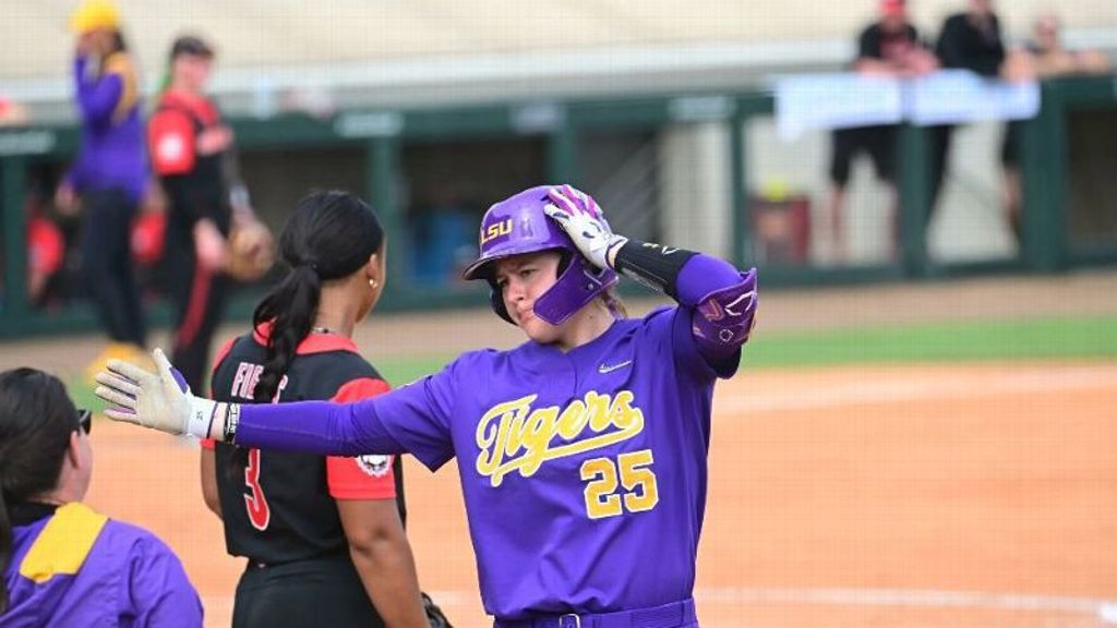 LSU Baseball Defeats Southeastern, 10-0, in Run-Rule Victory