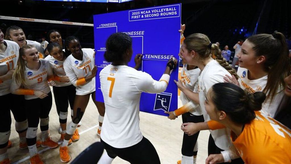 UT takes down Western Kentucky, advances to third round