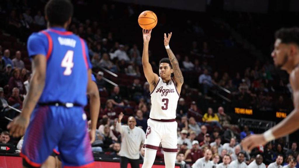 Aggies dominate DePaul in three-point barrage