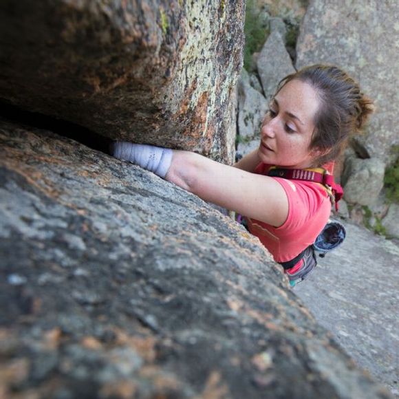 How one-handed rock climber Maureen Beck became a four-time national ...