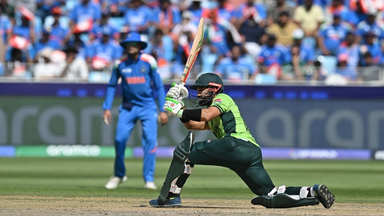 Urooj Mumtaz: Rizwan's lack of strike rotation 'a massive fault' - ESPN