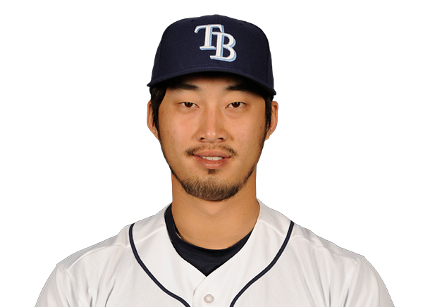 Hak-Ju Lee of the Tampa Bay Rays singles to center field scoring