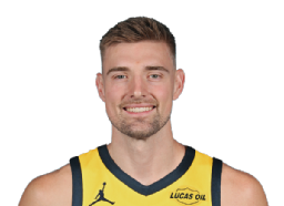 Micah Potter headshot
