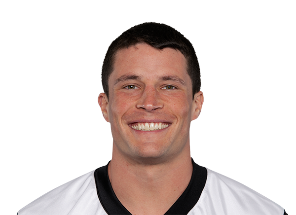 Exclusive 1-on-1 with Panthers great Luke Kuechly