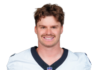 Treyton Welch headshot