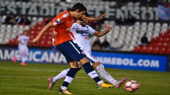 Independiente goleó a Nacional de Paraguay - ESPN Video