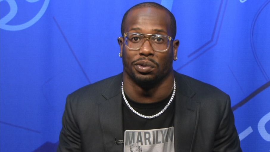 Von Miller's mom hid his football playing from his father - ESPN Video