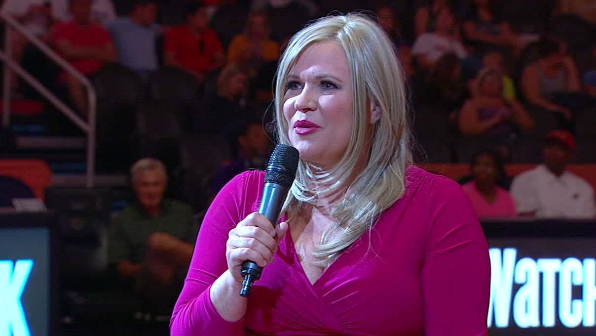 Holly Rowe on X: Well I finally found my sole mate. Marvin