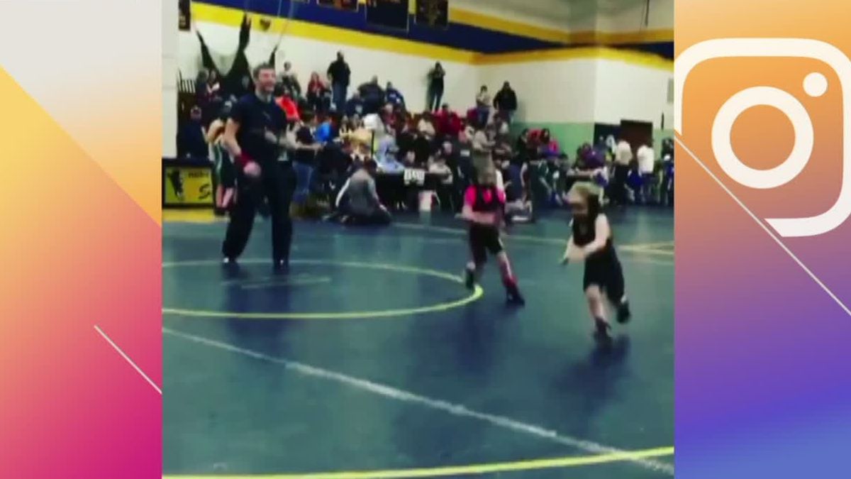 Little kids put on wrestling show - ESPN Video