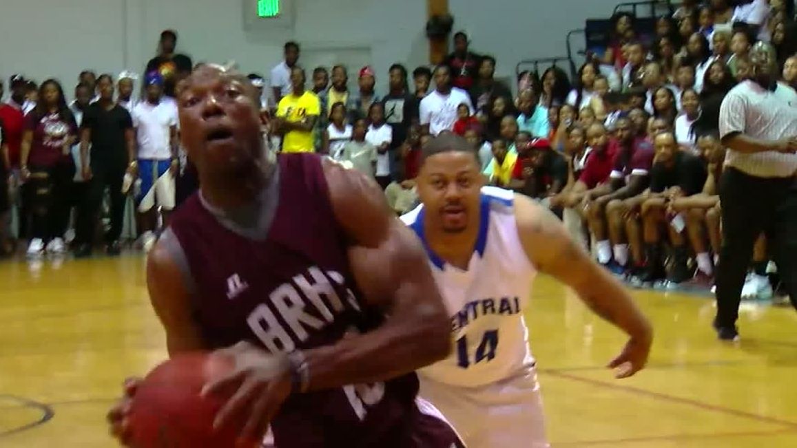 Fed up Terrell Owens will be playing basketball in LA, not waiting for Hall  call