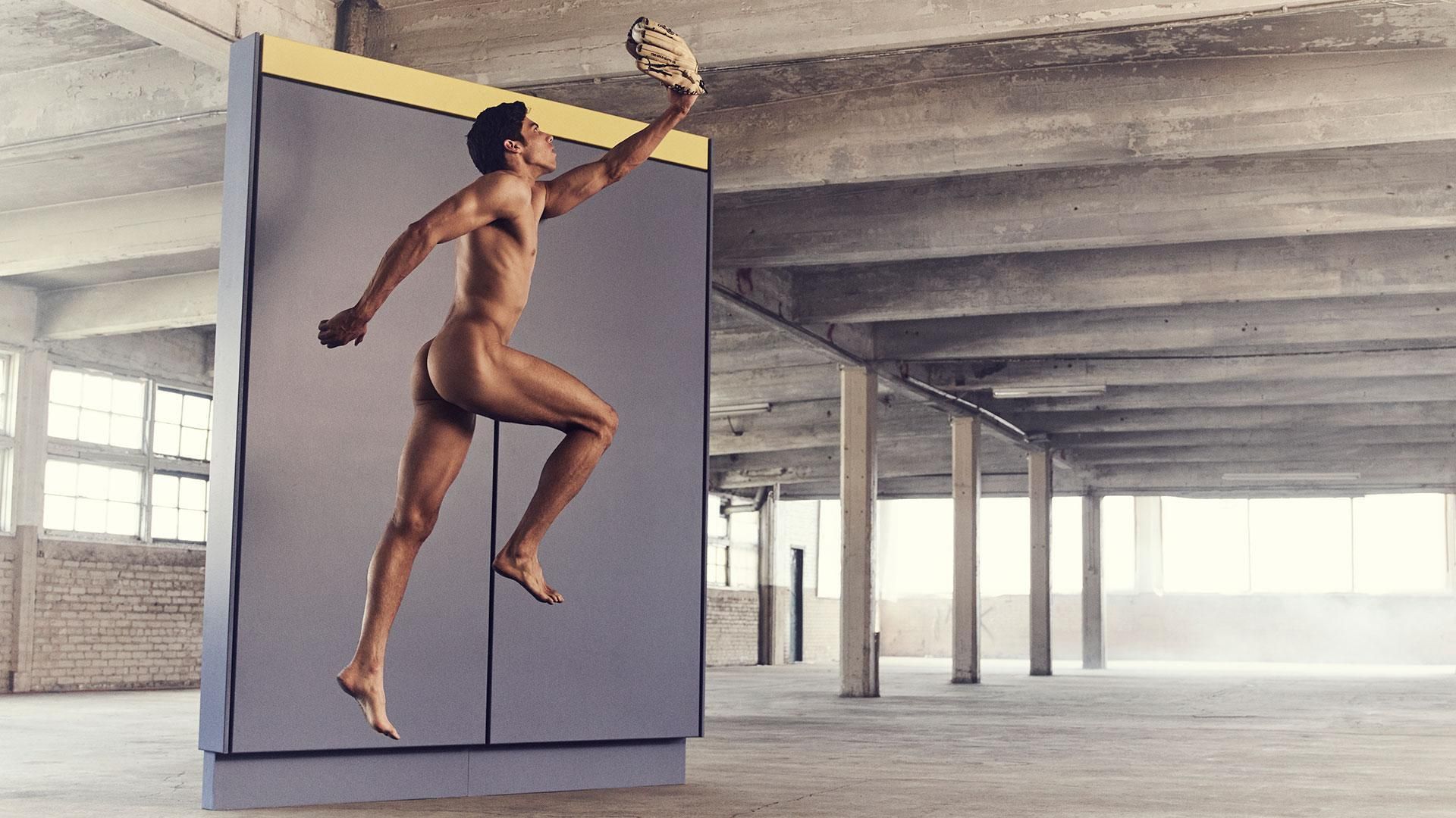 Behind the scenes of Christian Yelich's Body Issue shoot - Stream