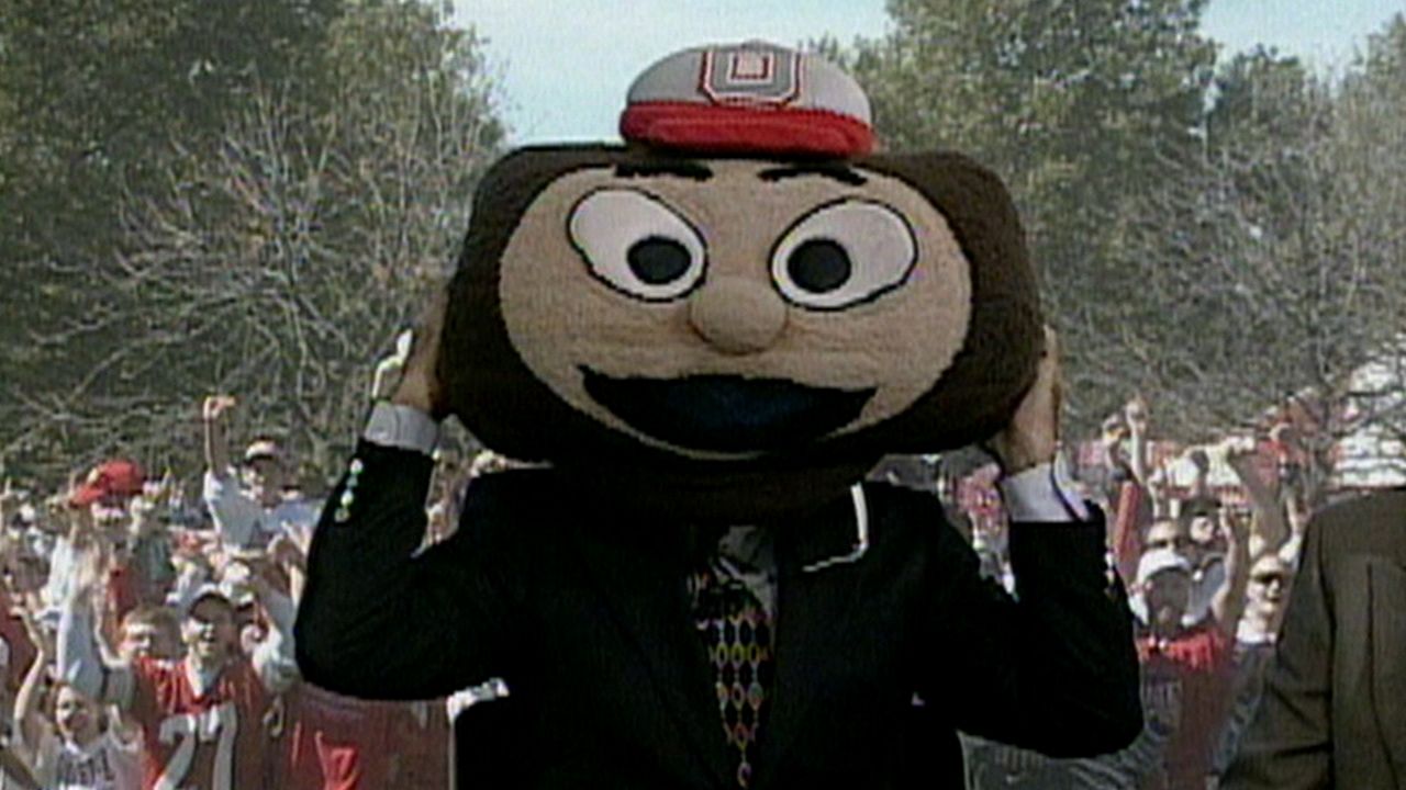 Flashback Lee Corso makes his first headgear pick ESPN Video
