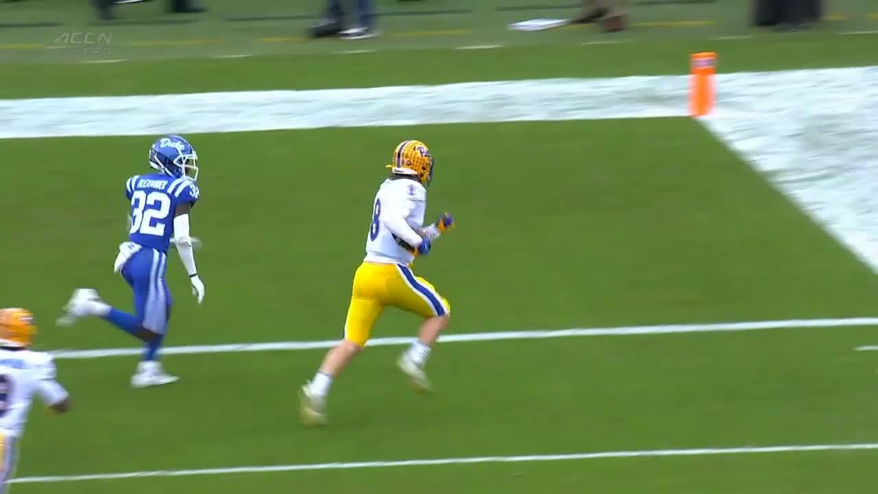 Kenny Pickett runs in a 22yard TD ESPN Video