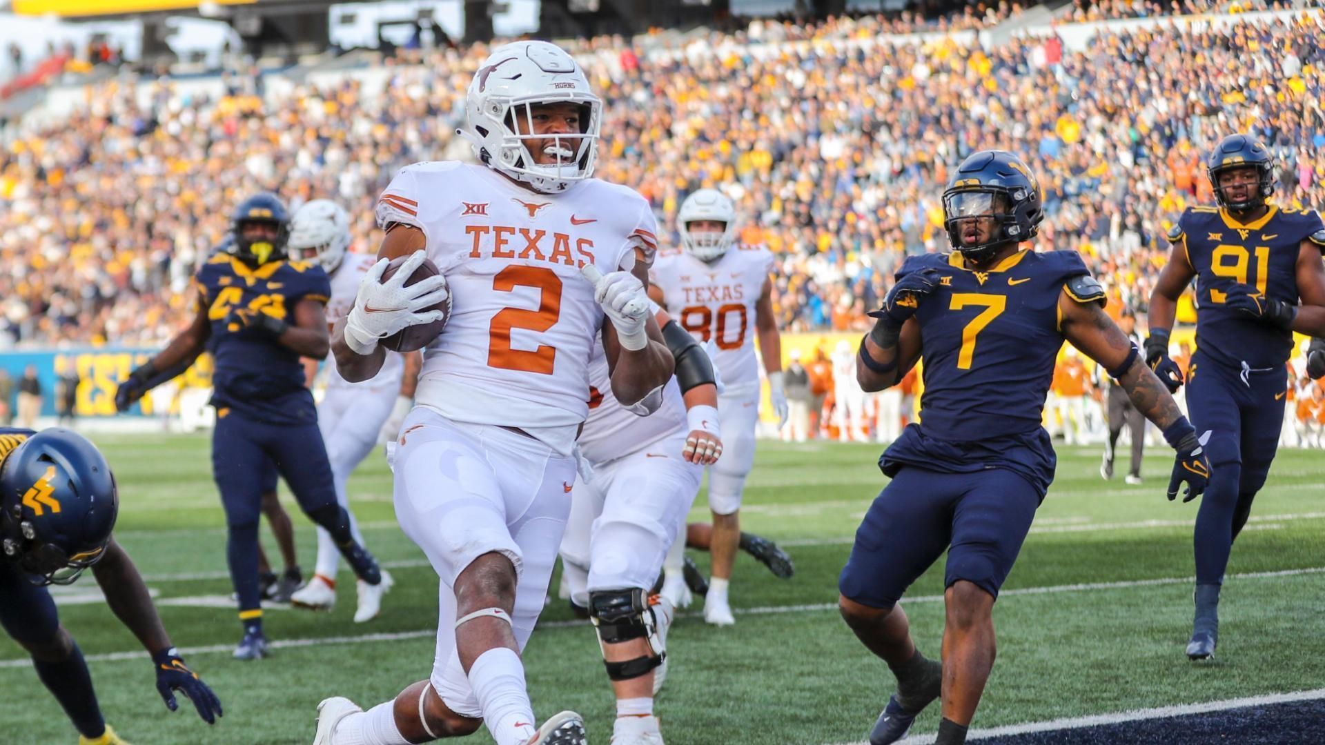 roschon-johnson-runs-for-6-yard-rushing-td-espn-video