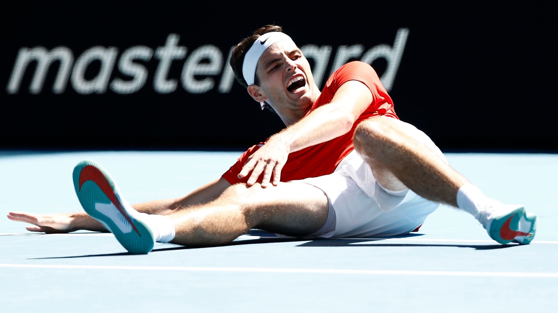 Australian Open 2022 Taylor Fritz's dramatic victory celebration