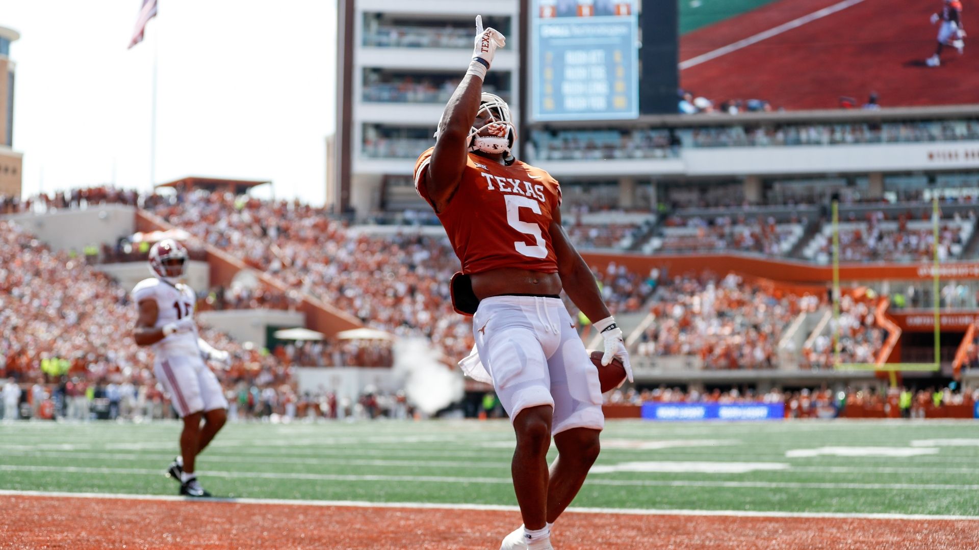 WATCH: Texas Ex Bijan Robinson's first NFL TD is insane - Burnt Orange  Nation