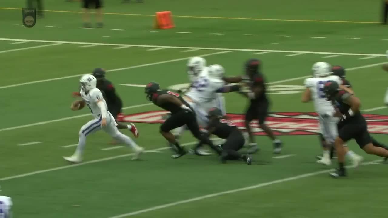 tyler-huff-breaks-off-12-yard-carry-espn-video