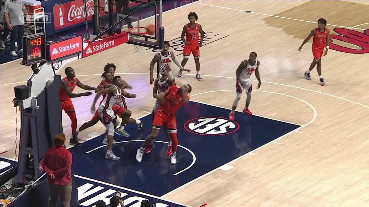 Johni Broome makes the nice jump shot against the Ole Miss Rebels