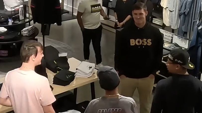 WATCH: Giants' Daniel Jones goes undercover as clothing store employee in  hilarious viral video 