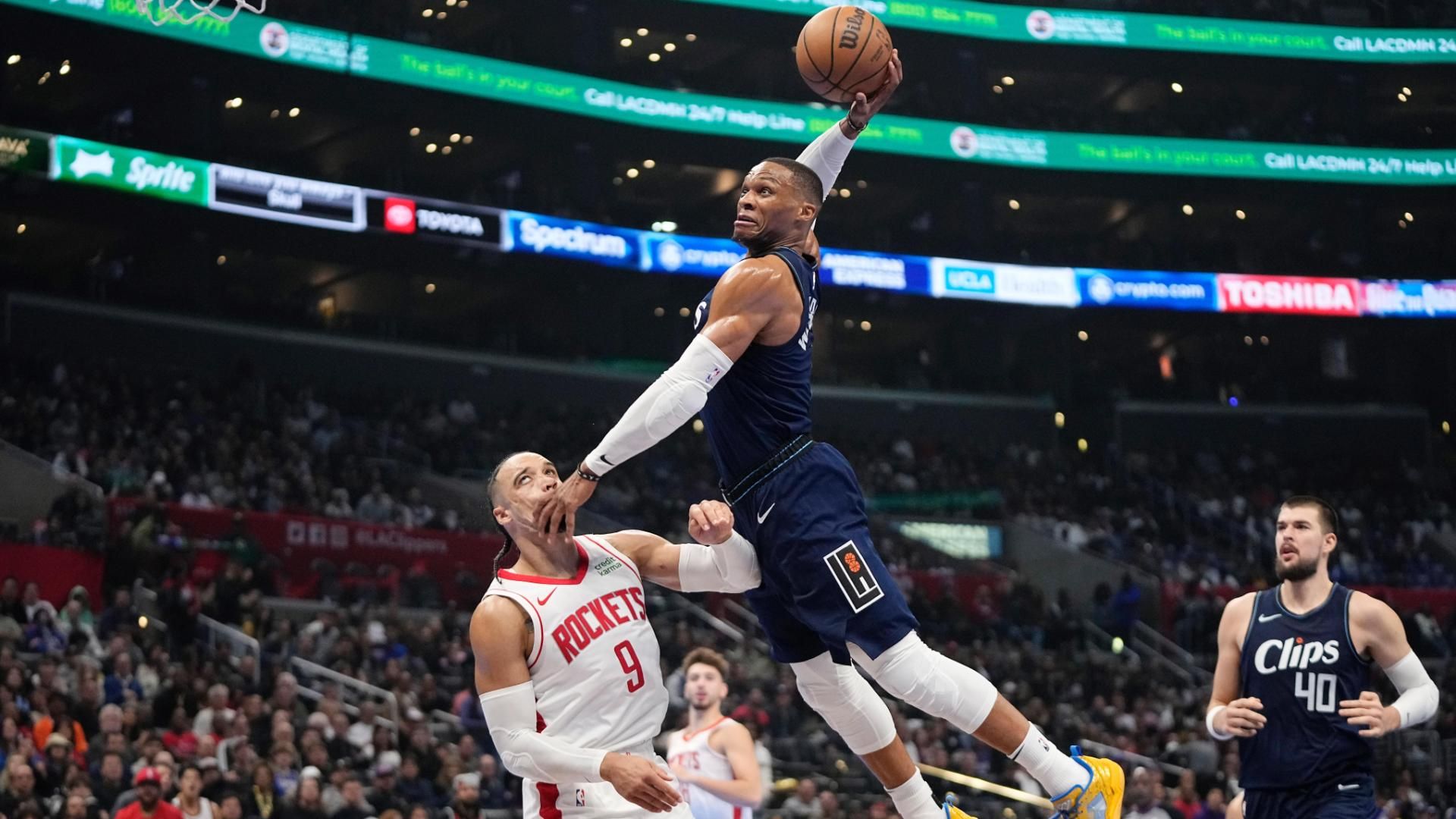 You got no bounce: Dillon Brooks chirps at Russell Westbrook