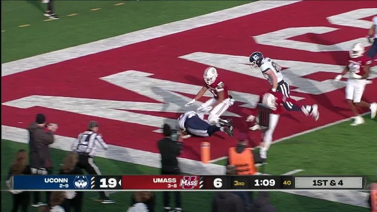 End Zone! Camryn Edwards scores 4-yard rushing rushing touchdown - ESPN ...