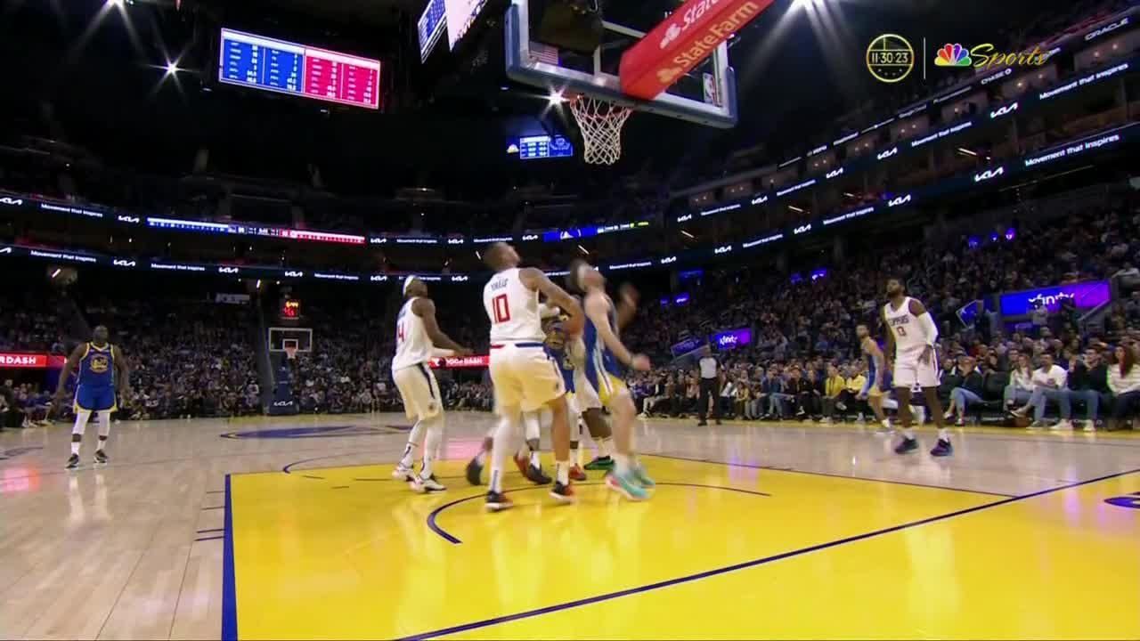 Brandin Podziemski buries shot vs. LA Clippers ESPN Video