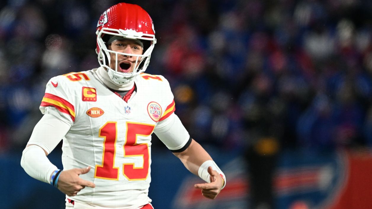 Patrick Mahomes finds Travis Kelce for second TD - ESPN