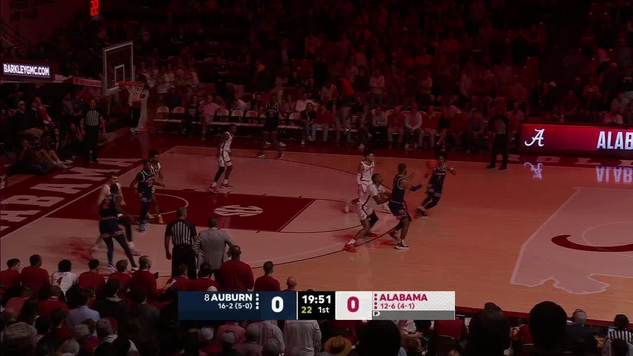 Johni Broome hits a 3 with the lights off ESPN Video