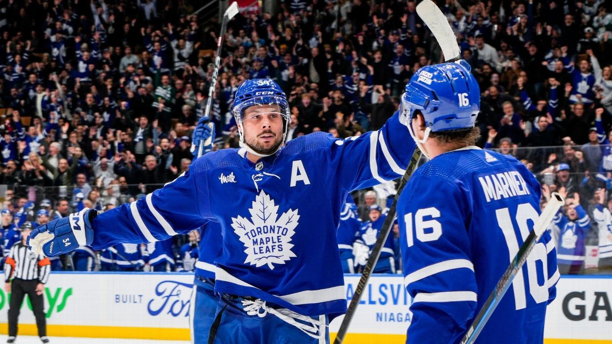 Maple Leafs win 4-2 behind Matthews' 53rd goal and send Coyotes to