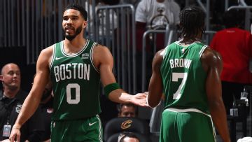 Jayson Tatum, Jaylen Brown combine for 61 as Celtics take Game 3