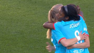 Penelope Hocking seals Red Stars' win with counterattack goal