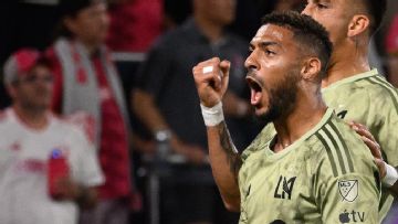 Denis Bouanga's superb brace secures win for LAFC
