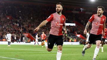 Southampton defeat West Brom to reach Championship final