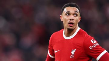 Why Liverpool have a 'huge call' to make on Alexander-Arnold's future
