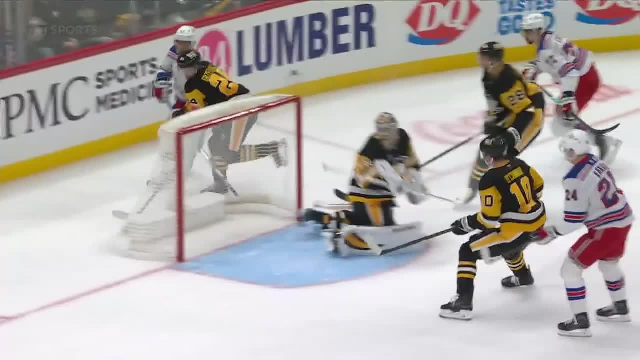 Filip Chytil keeps it rolling with Rangers' 4th goal of the game ESPN
