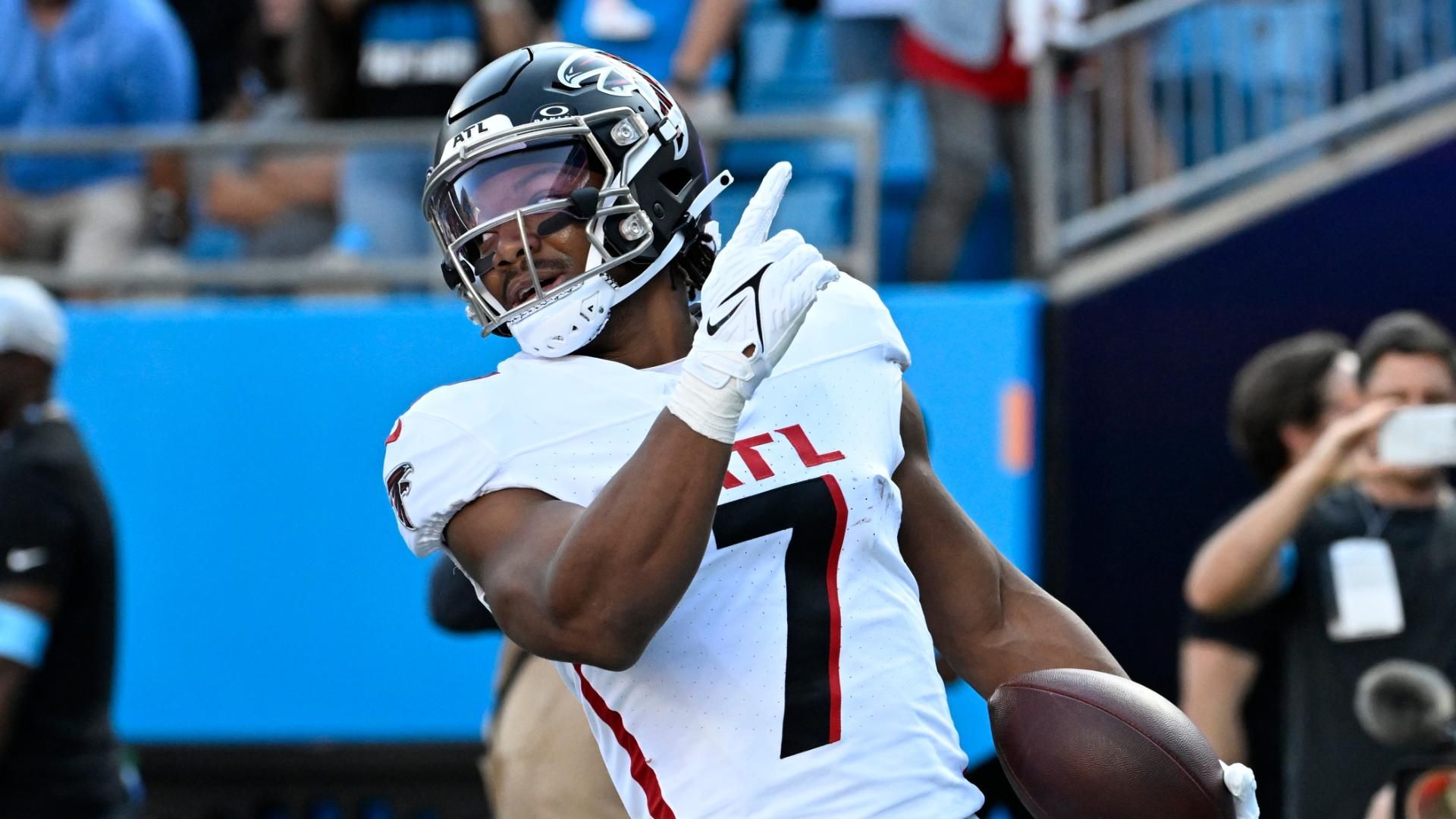 Bijan Robinson, running back do Atlanta Falcons, um dos destaques da partida contra o Carolina Panthers (Foto: ESPN)