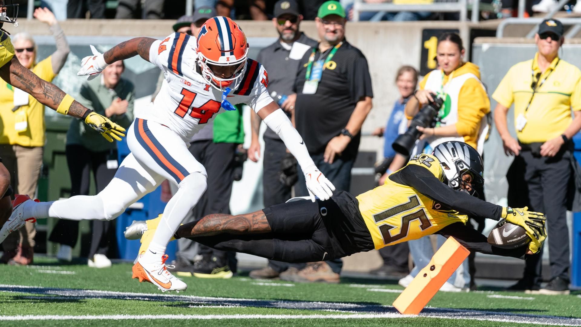 Ducks expect WR Johnson (shoulder) back in '24