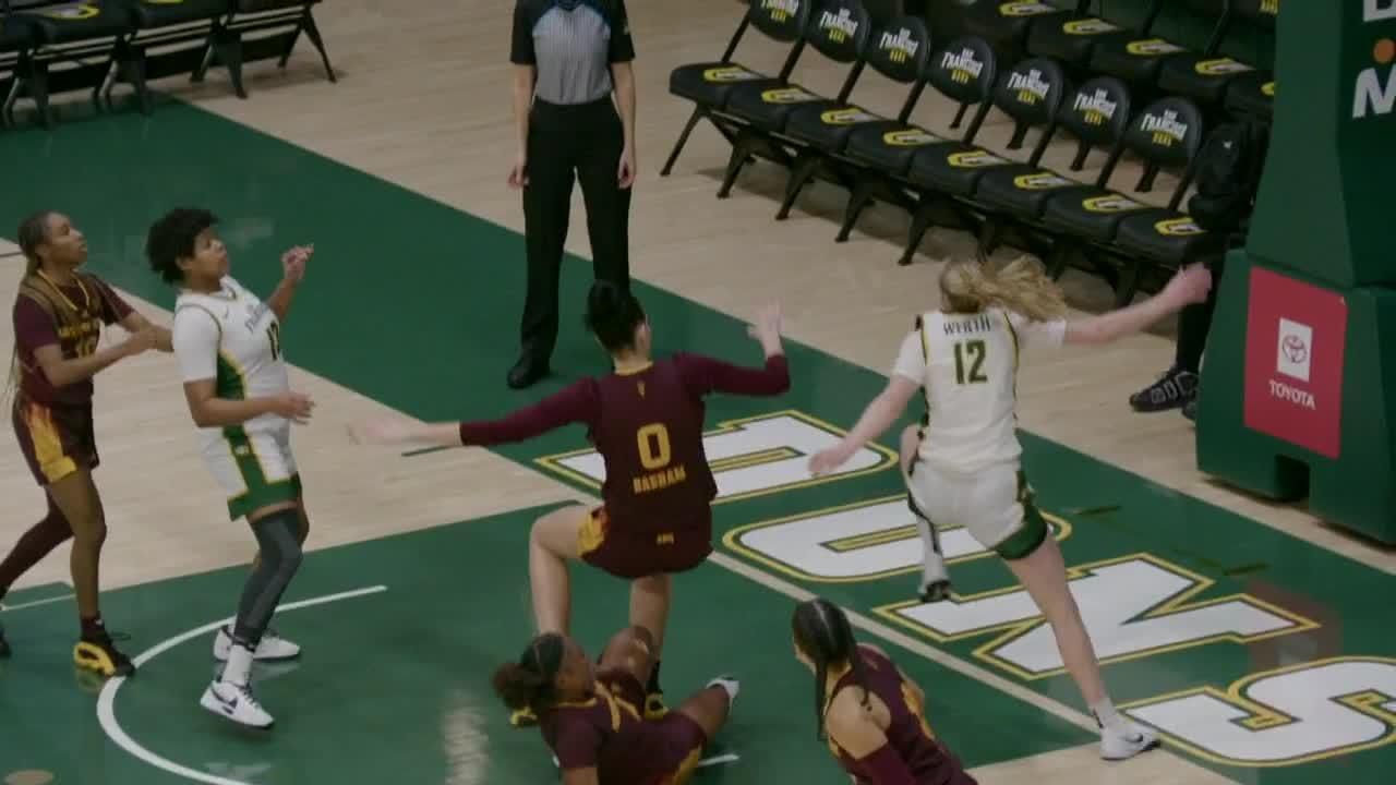 Kennedy Basham rises to block the shot - ESPN Video