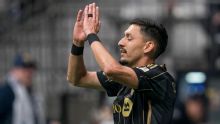 Mark Delgado buries a goal for Vancouver