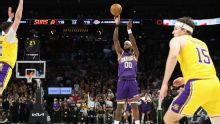 Royce O'Neale hits last-second 3 to lift short-handed Suns over Lakers, 113-110