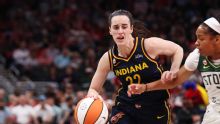 Caitlin Clark aguanta la marca y finaliza con anotación