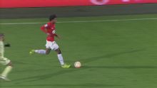 Calvin Stengs schittert in het shirt van AZ