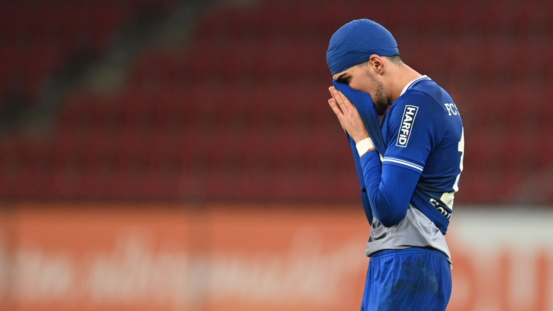 Schalke winless in 27 games after conceding late draw - ESPN Video