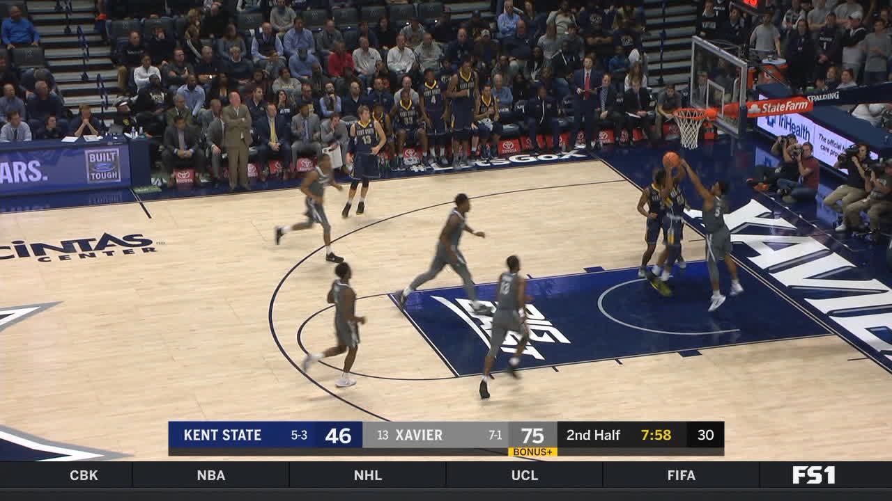 Zabo makes tough layup for 3-point play - ESPN Video