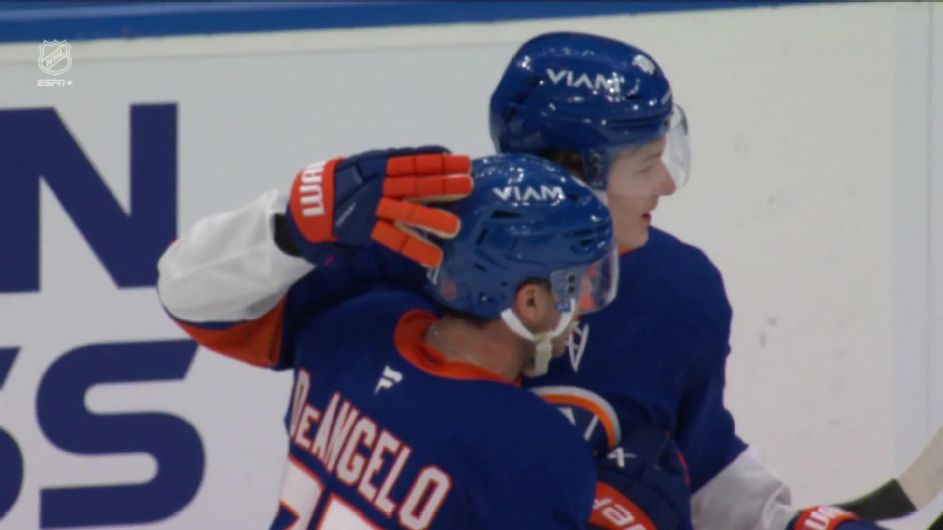 Schaefer ties rookie defenseman goals record