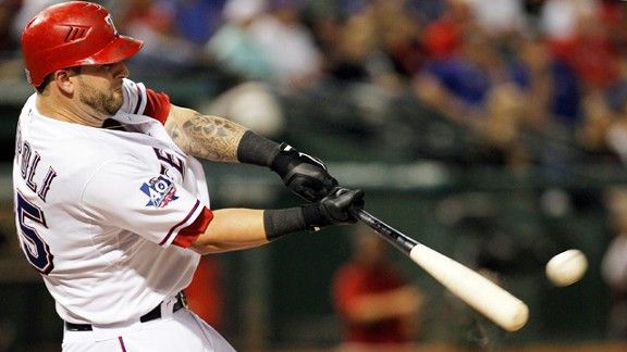 Reports: Red Sox sign Mike Napoli to 3-year deal