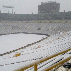 Green Bay Packers seek help to shovel snowy Lambeau Field - ESPN